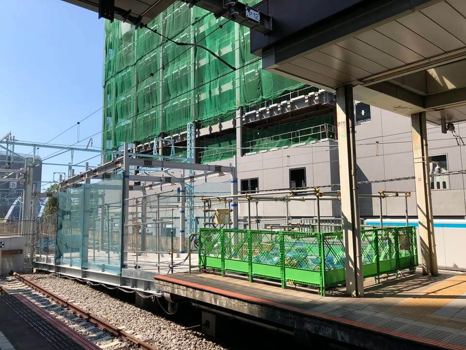 桜木町駅に新たに出来る改札の建設工事
