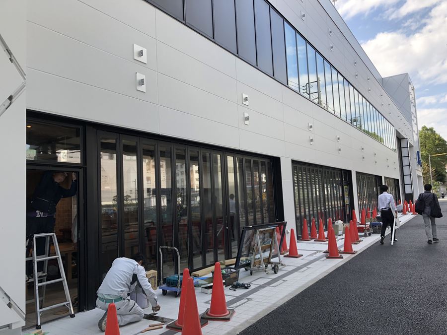新山下に建設中の「港山下ナナイロnanairo」「MEGAドンキ港山下総本店(仮称)」