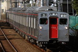 相鉄線7000系の車両