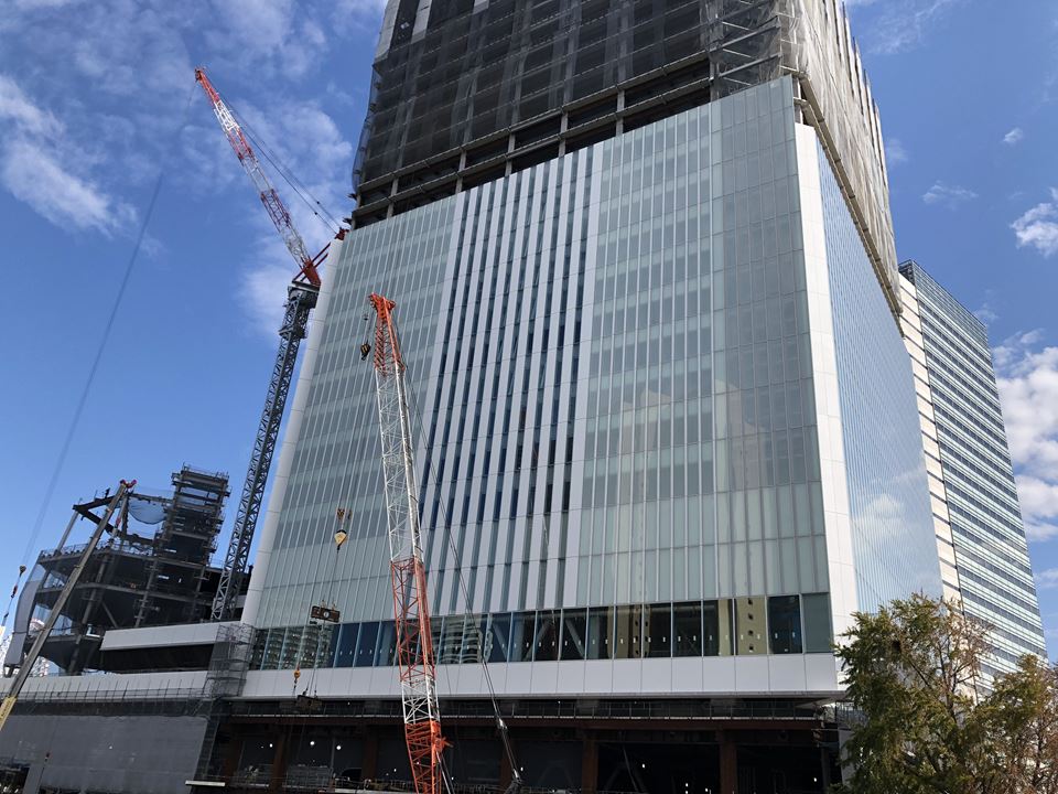 横浜市役所の建設中の様子