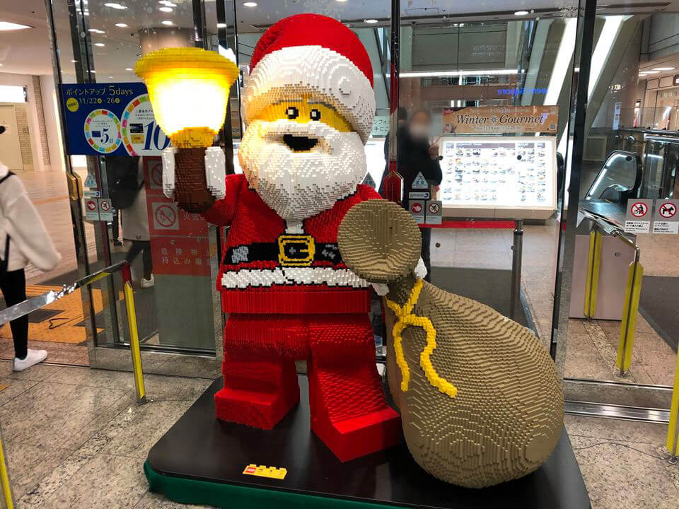ランドマークプラザにあるレゴサンタ