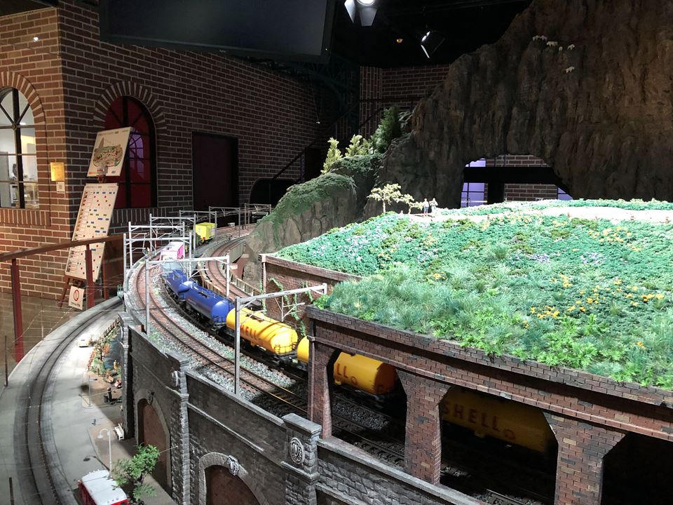 原鉄道模型博物館のジオラマ写真
