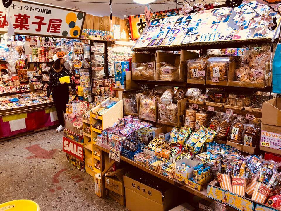 ワールドポーターズ内にあるハイカラ横丁