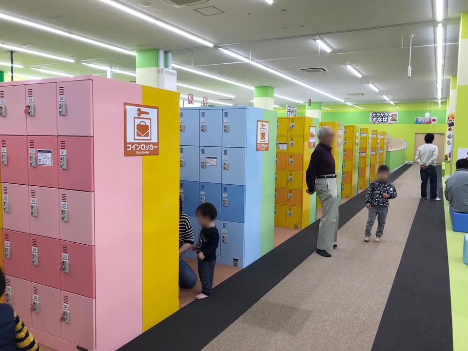 センター南のコーナンに入居する「ファンタジーキッズリゾート港北」