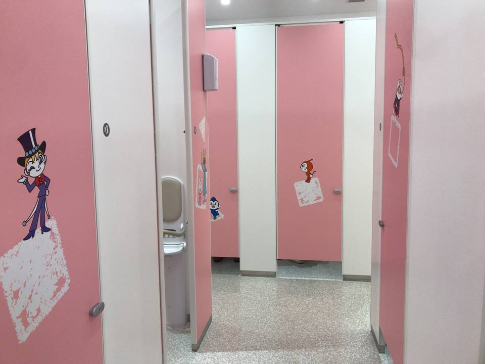 横浜アンパンマンミュージアムのファミリーステーション「キッズトイレ」