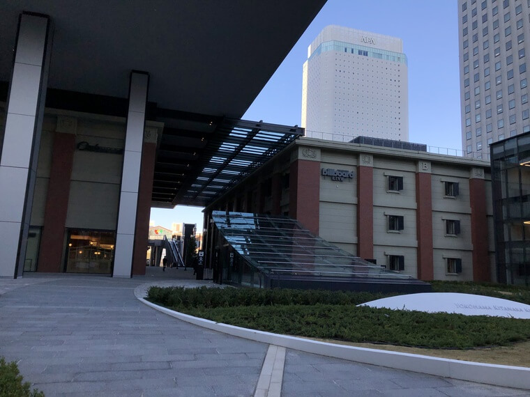 みなとみらい線馬車道駅の横浜北仲ノットへの出口