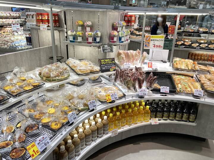 スーパーマーケット「サミットストア桜木町コレットマーレ店」のベーカリー