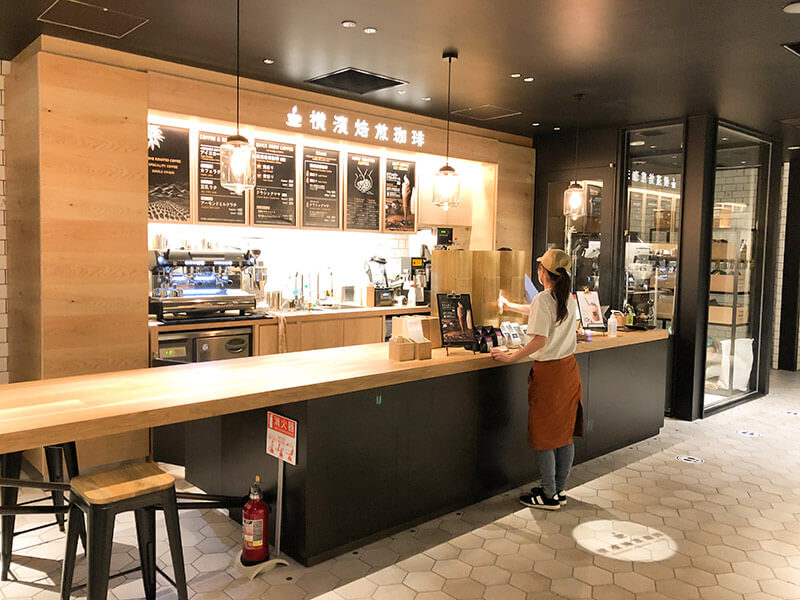 シァル横浜にオープンしたフードホール「ハマチカ」の横濱焙煎珈琲写真