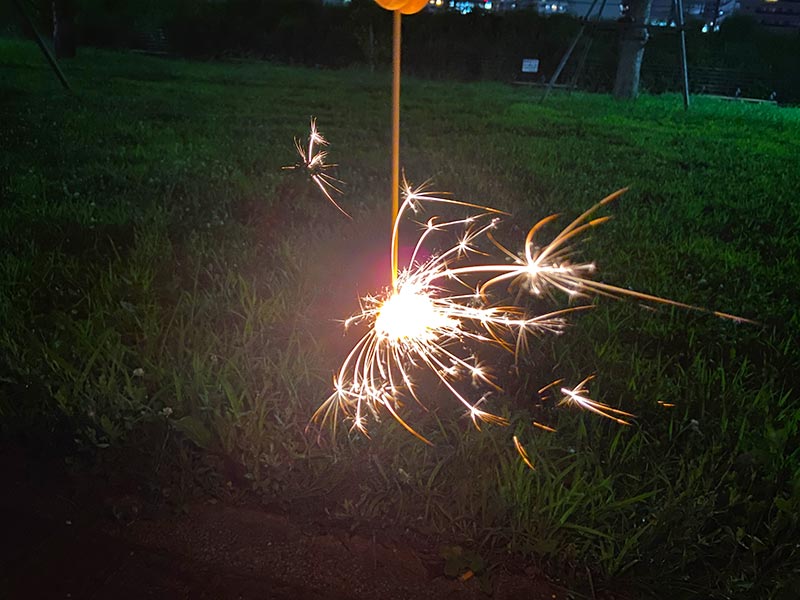 高島水際線公園で花火をした写真