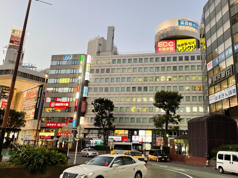 かっぱ寿司横浜駅西口エキニア店が入る駅ビルの画像